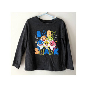 Baby Shark Toddler 5T Long Sleeve Shirt Pre-Owned